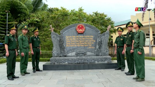 Bia trấn ải Pha Long