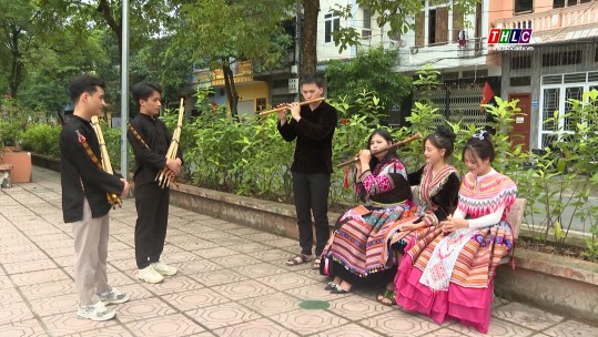 Âm vang nhạc cụ Mông nơi phố thị
