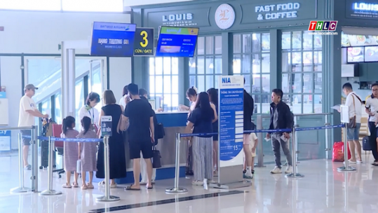 Các sân bay đón hơn 2 triệu khách dịp nghỉ lễ 30/4