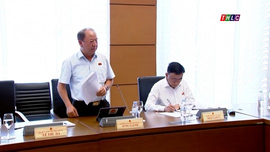 Đoàn đại biểu Quốc hội tỉnh Lào Cai đóng góp nhiều ý kiến về sửa đổi Hiến pháp và các dự án luật