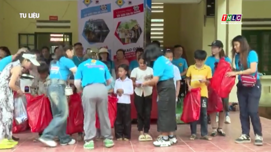 Phân bổ Quỹ Vì người nghèo tỉnh Lào Cai hỗ trợ trẻ em mồ côi có hoàn cảnh khó khăn