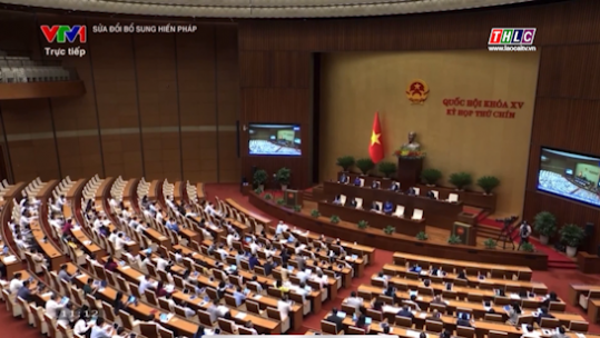 Quốc hội thảo luận về sửa đổi Hiến pháp năm 2013