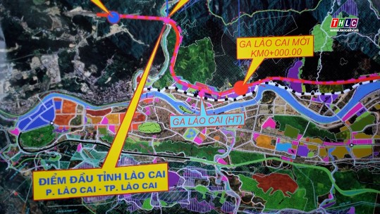 Thứ trưởng Bộ Xây dựng Nguyễn Danh Huy khảo sát hướng tuyến Dự án tuyến đường sắt Lào Cai – Hà Nội - Hải Phòng