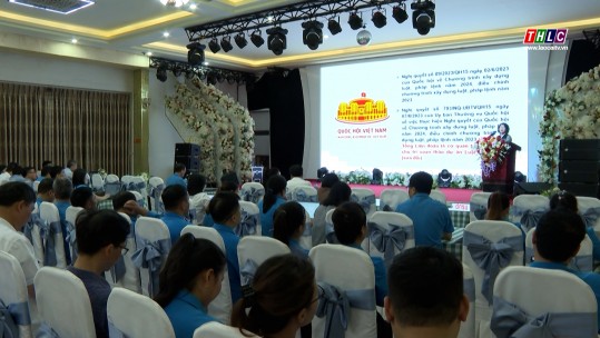 Hơn 200 đại biểu dự Hội nghị tập huấn Luật Công đoàn và Luật Bảo hiểm xã hội