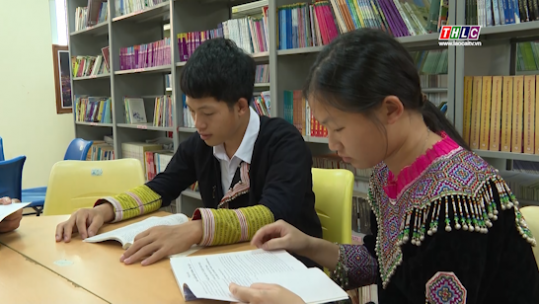Cô học trò người Mông đam mê môn sinh học