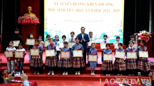 Si Ma Cai: Chất lượng giáo dục tiếp tục được nâng cao