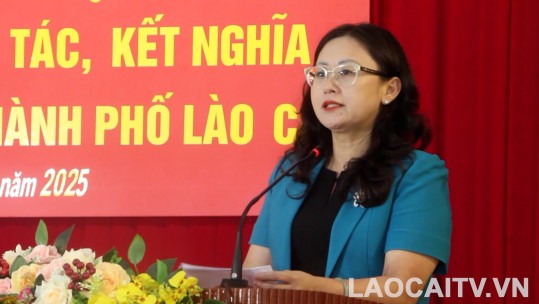 Tổng kết nhiệm vụ hợp tác 11 năm giữa thành phố Lào Cai và thành phố Yên Bái