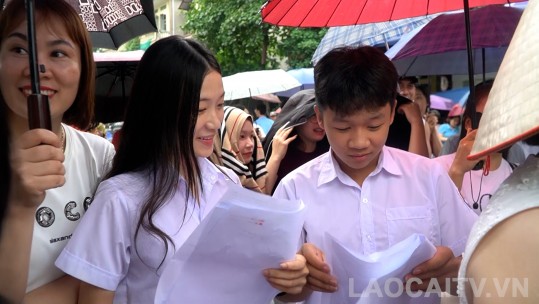 Học sinh thi vào lớp 10 không chuyên hoàn thành kỳ thi