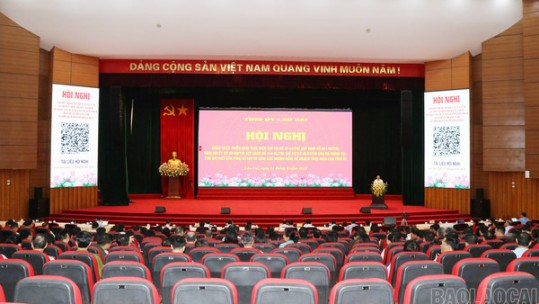 Hội nghị học tập, quán triệt thực hiện các chỉ thị, kết luận, quy định của Bộ Chính trị khóa XIII