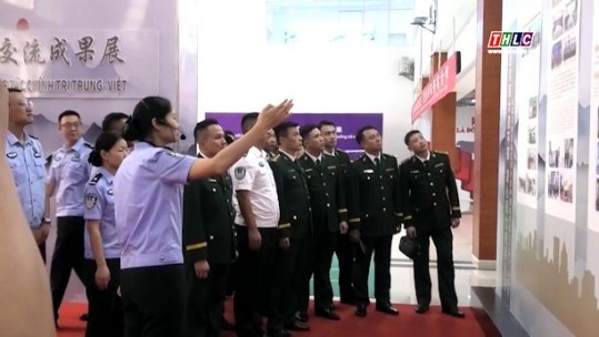Giao lưu Đồn Biên phòng Cửa khẩu Quốc tế Lào Cai (Việt Nam) và Trạm Biên phòng Xuất nhập cảnh Hà Khẩu (Trung Quốc)