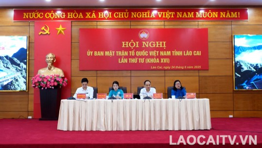 Hội nghị lần thứ tư sơ kết công tác Mặt trận 6 tháng đầu năm