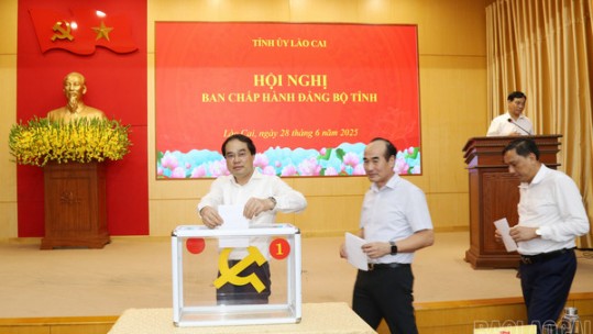 Ban Chấp hành Đảng bộ tỉnh thực hiện quy trình bầu Phó Bí thư Tỉnh ủy Lào Cai